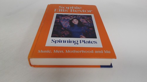 Spinning plates sophie - spinning,