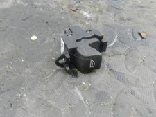 107. 2007 VOLVO S80 D5. WINDOW