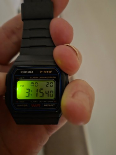 Casio classic retro digital - classic,