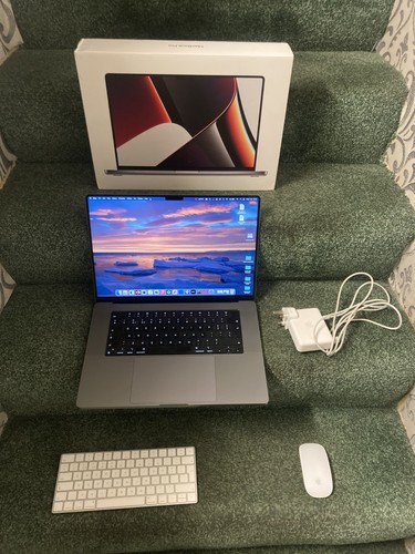 Apple macbook pro - pro, m1