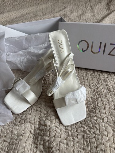 Quiz white satin diamante - quiz,