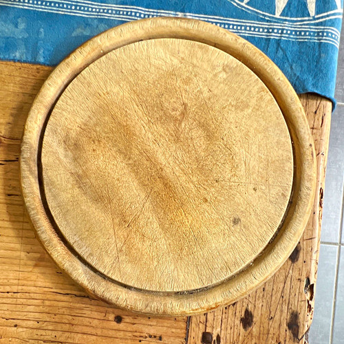 Round wooden bread board - bread,