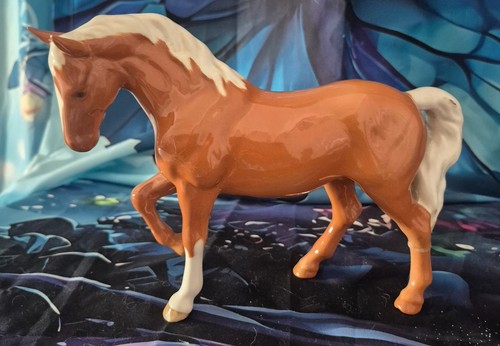 Vintage beswick palomino horse - vintage,