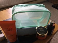 BAYLIS & HARDING MENS SET 4
