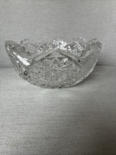 Beautiful antique sawtooth - antique, cut
