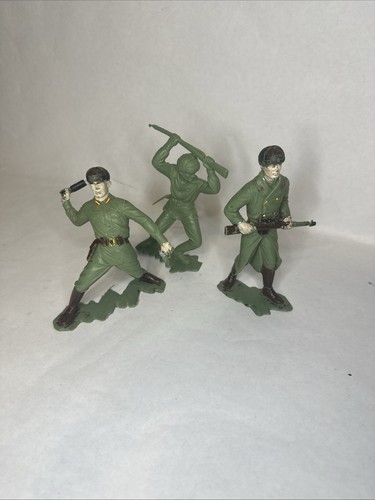 Vintage 1963 louis marx soviet - vintage,