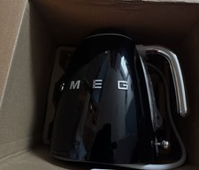 Smeg KLF03BLUK 50's Retro Style Cordless Kettle 1.7L - Black