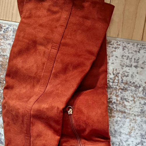 Just fab balbina over - fab, knee
