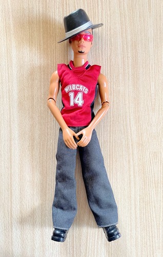 Barbie scene sutton doll - ,