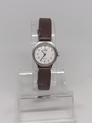 Lorus vintage women quartz - vintage, women's