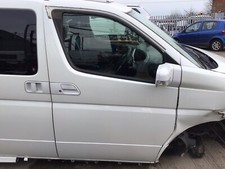 2004 NISSAN ELGRAND E51 FRONT DRIVER RIGHT SIDE DOOR BREAKING WHITE QX1