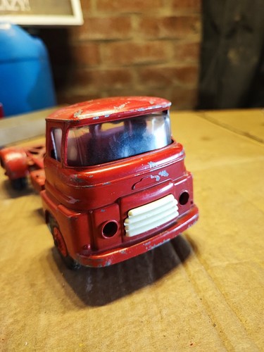 Triang lorry truck red made - triang,