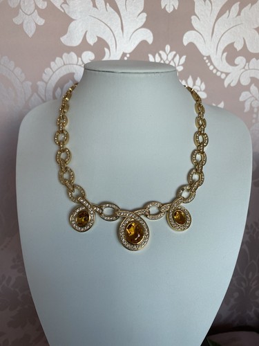 Lovely vintage necklace - lovely,