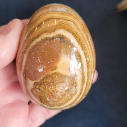 Green onyx egg approx - #33,