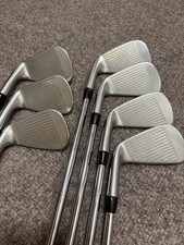 Cleveland CG1 Tour Irons 4-PW S300