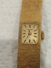 Waltham 17-Jewel Ladies Mechanical Watch Vintage Gold-Tone Bracelet