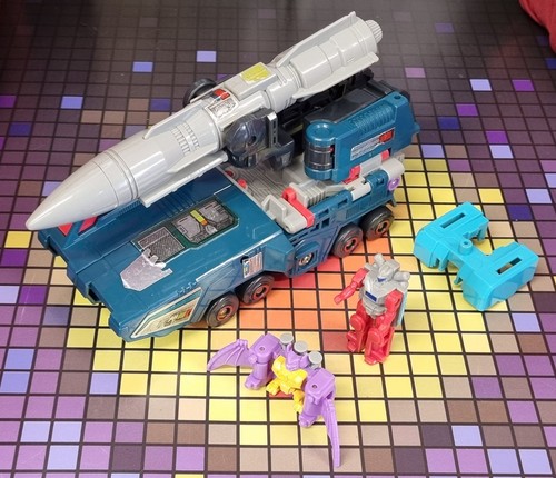 Vintage hasbro transformers - vintage,
