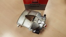 BRAKE CALIPER FRONT RIGHT FITS AUDI A1 A3 SEAT SKODA VW CADDY BEETLE AMK TCA2468