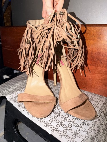 Bamboo brand fringe lace-up