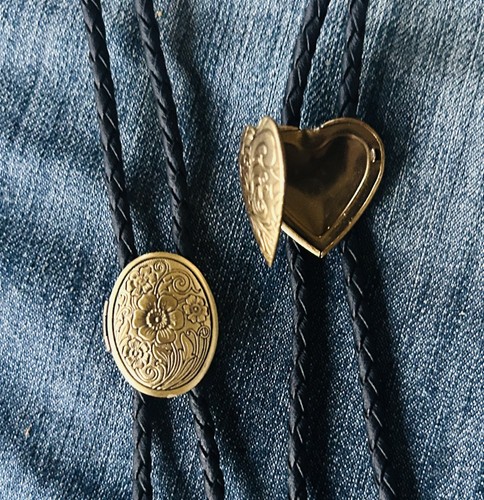 Bronze antique gold heart - gold,