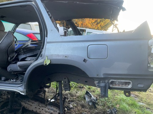 Toyota hilux surf - toyota,