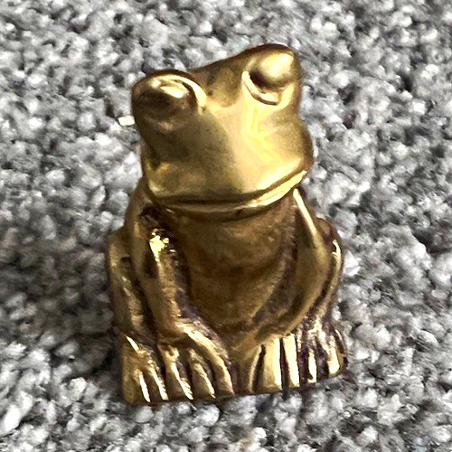 Small brass frog toad figurine - frog/toad,