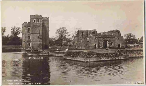 Old postcard the castle - postcard,