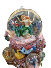 Little mermaid wind up globe