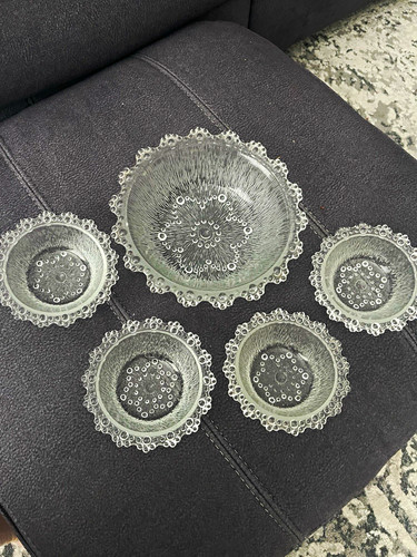 Unmarked clear pressed glass - unmarked,