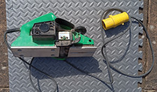 Hitachi P20SA2 electric wood planer