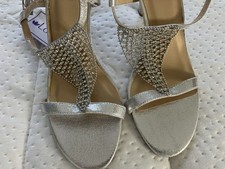 New Lotus Silver Sandals Size