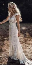Bohemian Lace Sheath Wedding Dresses Boho Vintage V-neck Backless Beach Bridal