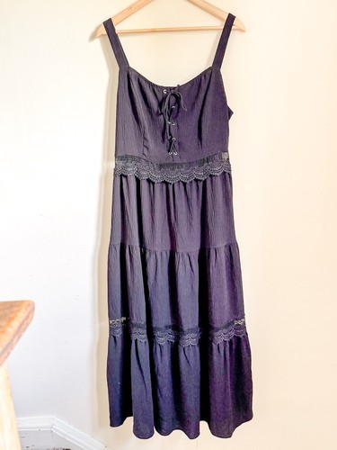 Scarlet darkness black - scarlet,