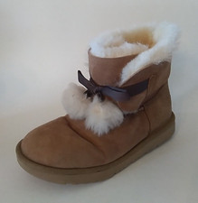 Women's UGG Gita Pom Pom