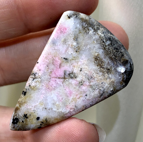 Gorgeous very rare tugtupite - gorgeous,