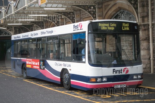 Bus photo first - photo, bristol
