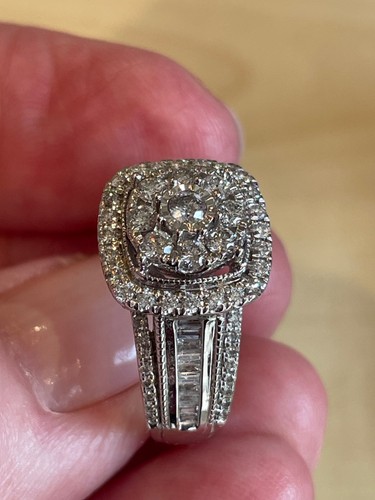 Stunning heavy 14ct - white, gold