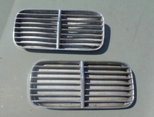 JAGUAR DAIMLER BONNET SIDE GRILLE/AIR INTAKE FITS XJ6 XJ12 S1 & DS420 BD30582