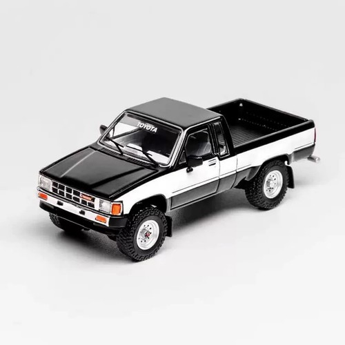 Gcd scale toyota - 1/64, hilux