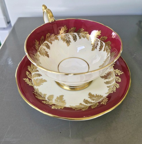 Aynsley vintage bone china - china, red