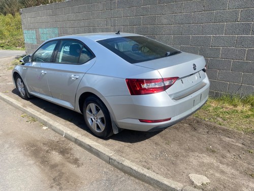 Skoda superb 2018 hand - skoda,