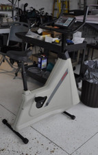 Life Fitness Life Cycle 5500 ~