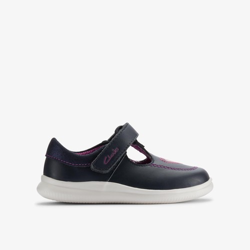 Clarks girls crest - girls,