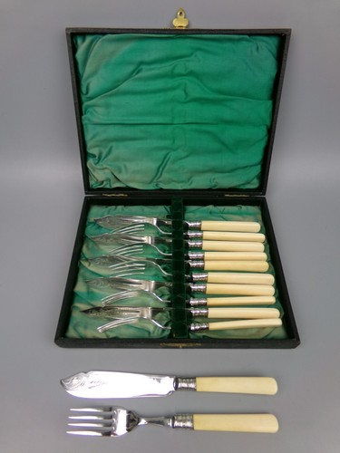 Vintage fish cutlery set 6 - vintage,