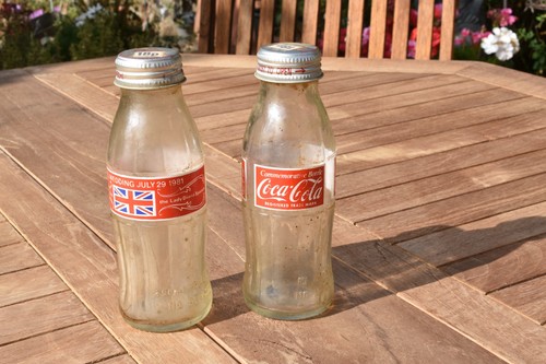 Two commemorative 1981 glass - 1981,