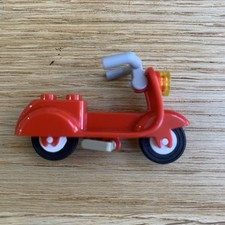 Lego Red Scooter (15396) VGC