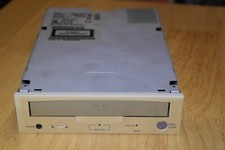 PHILIPS SCSI CD-RW writer / Reader Model CDD 2600 / 32 FOR PARTS OR REPAIR