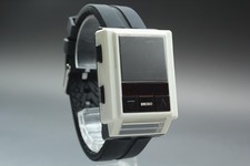 Vintage 1998 [N MINT] SEIKO Frequency B010-4010 Komuro Tetsuya White Watch Japan