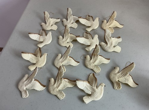 Vintage plastic turtle dove - vintage,