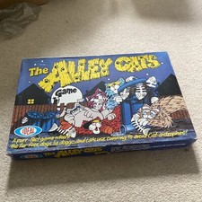 The Alley Cats Vintage Board